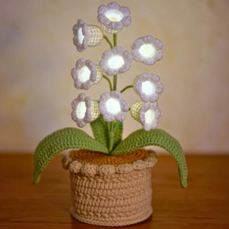 Muguet en crochet lumineux à LED – Fleur en tricot brillante pour la Saint-Valentin et la fête des mères