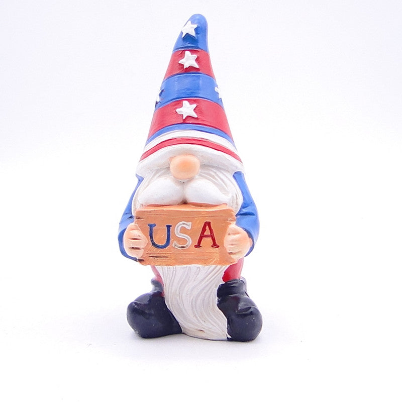 Patriotic Polyresin Gnome Garden Statue