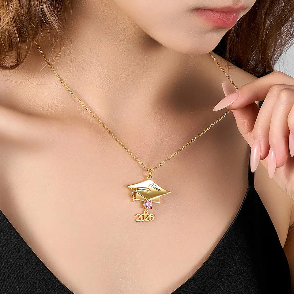 Collier personnalisé de diplôme avec pierre de naissance