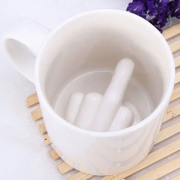 Mug en céramique avec majeur