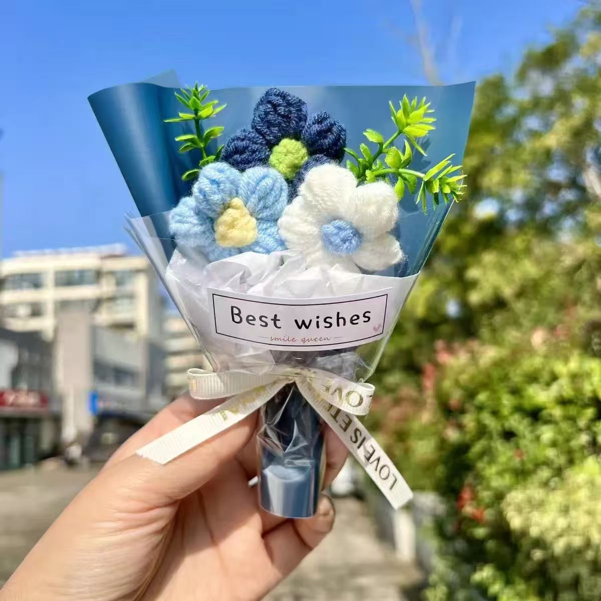 Handmade Crochet Mini Bouquet – Eternal Bloom Gift