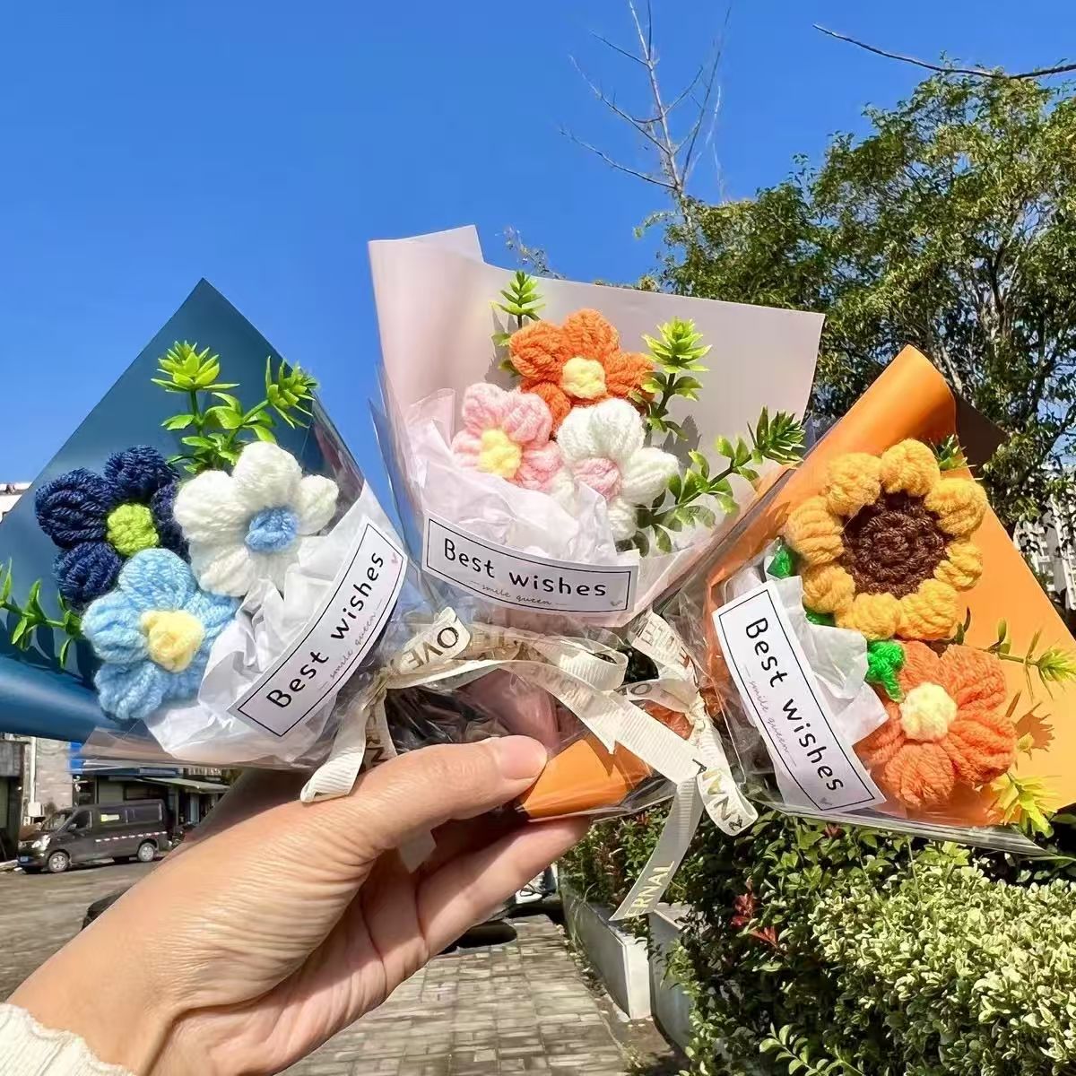 Handmade Crochet Mini Bouquet – Eternal Bloom Gift