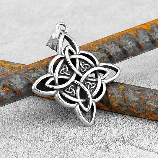 Witch's Knot Necklace