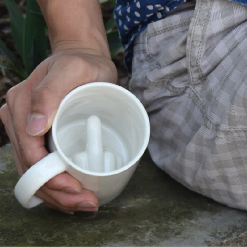 Mug en céramique avec majeur
