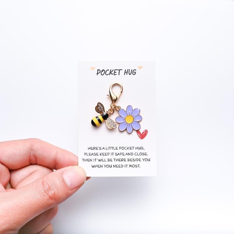 Fabriqués à la main – 20 ensembles de petits cadeaux câlins (papillon, coccinelle, fleur, abeille)