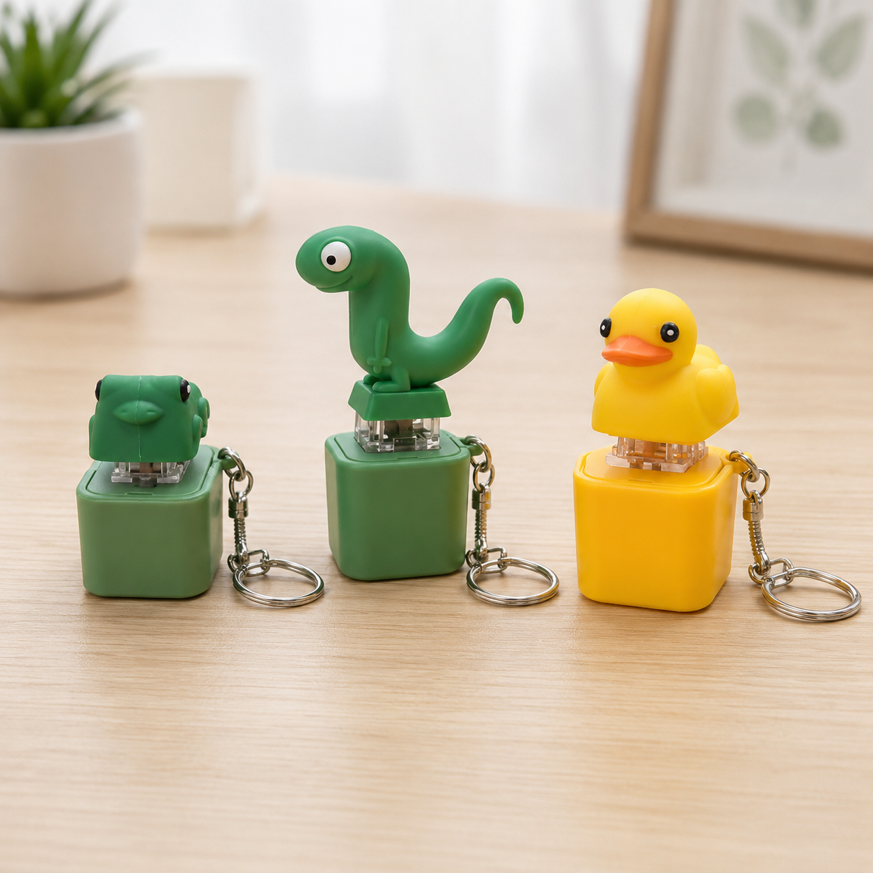 Animal Concert Button Keychain - Real Sound & LED Light