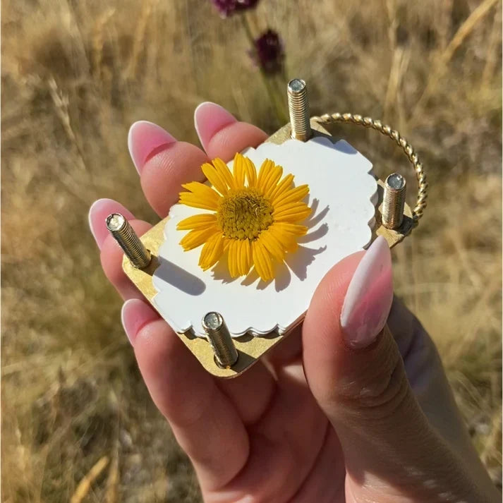 🌸 Mini Flower Press Kit – Turn Your Favorite Blooms Into Keepsakes