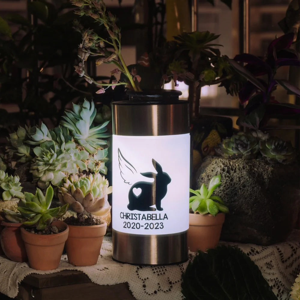 Personalized Pet Sympathy Memorial Gifts Dog Cat Loss Memorial Solar Lights with Name for Garden Pet Lovers