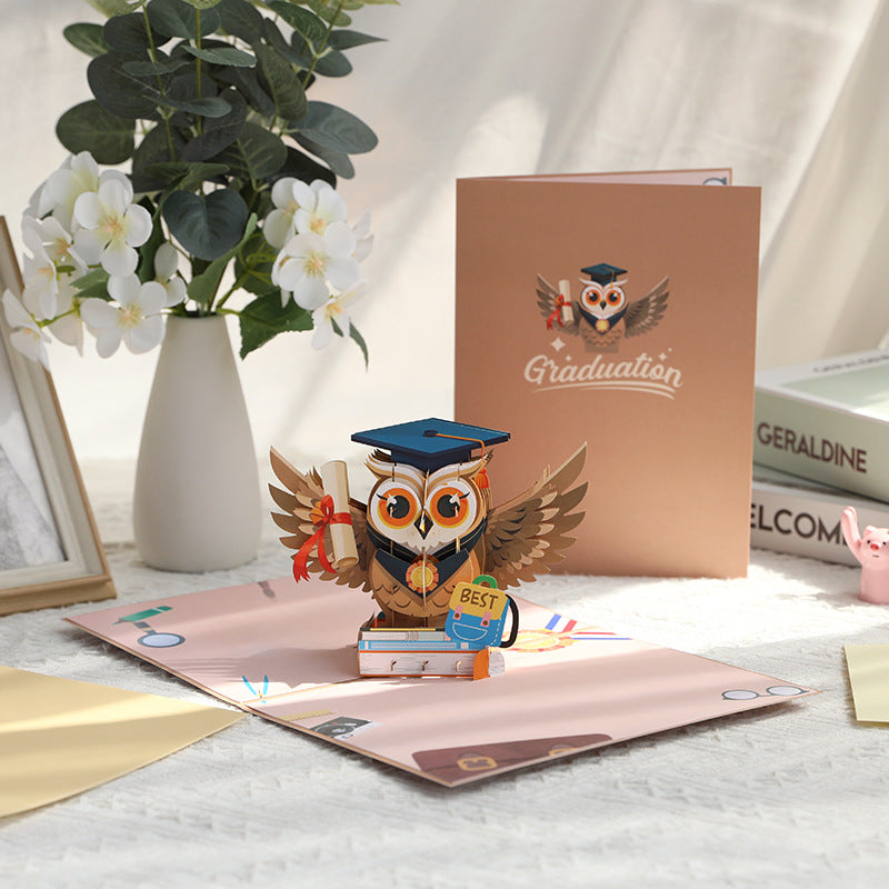 Pop up 3D Owl Graduation card