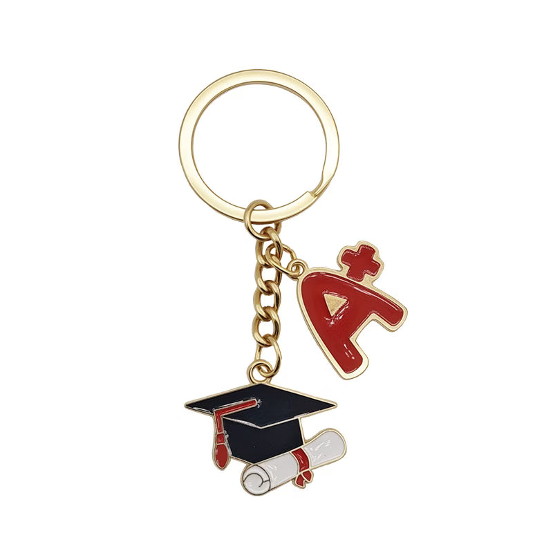 Lot de 10 porte-clés Bonnets de Diplômé et A+ avec cartes cadeaux et sacs en gaze