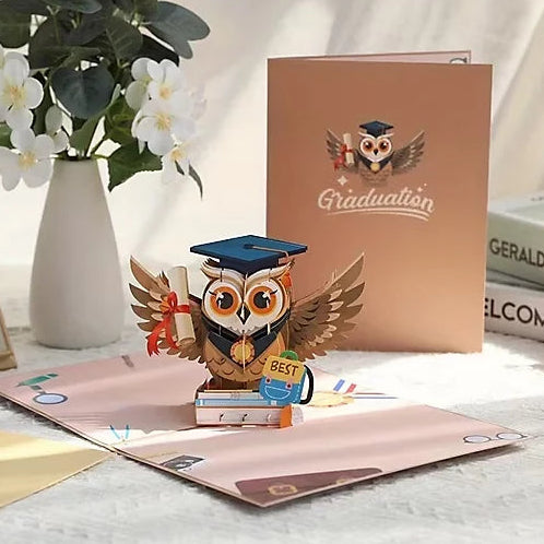 Pop up 3D Owl Graduation card