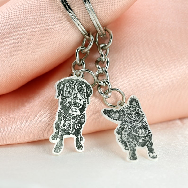 Silver Pet Portrait Keychain