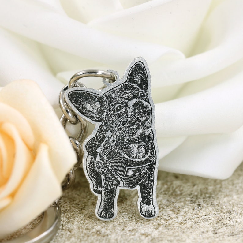 Silver Pet Portrait Keychain