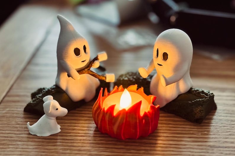 Ghost Campfire Gathering-Spooky Halloween Decor-Cute Ghost Figurine Set