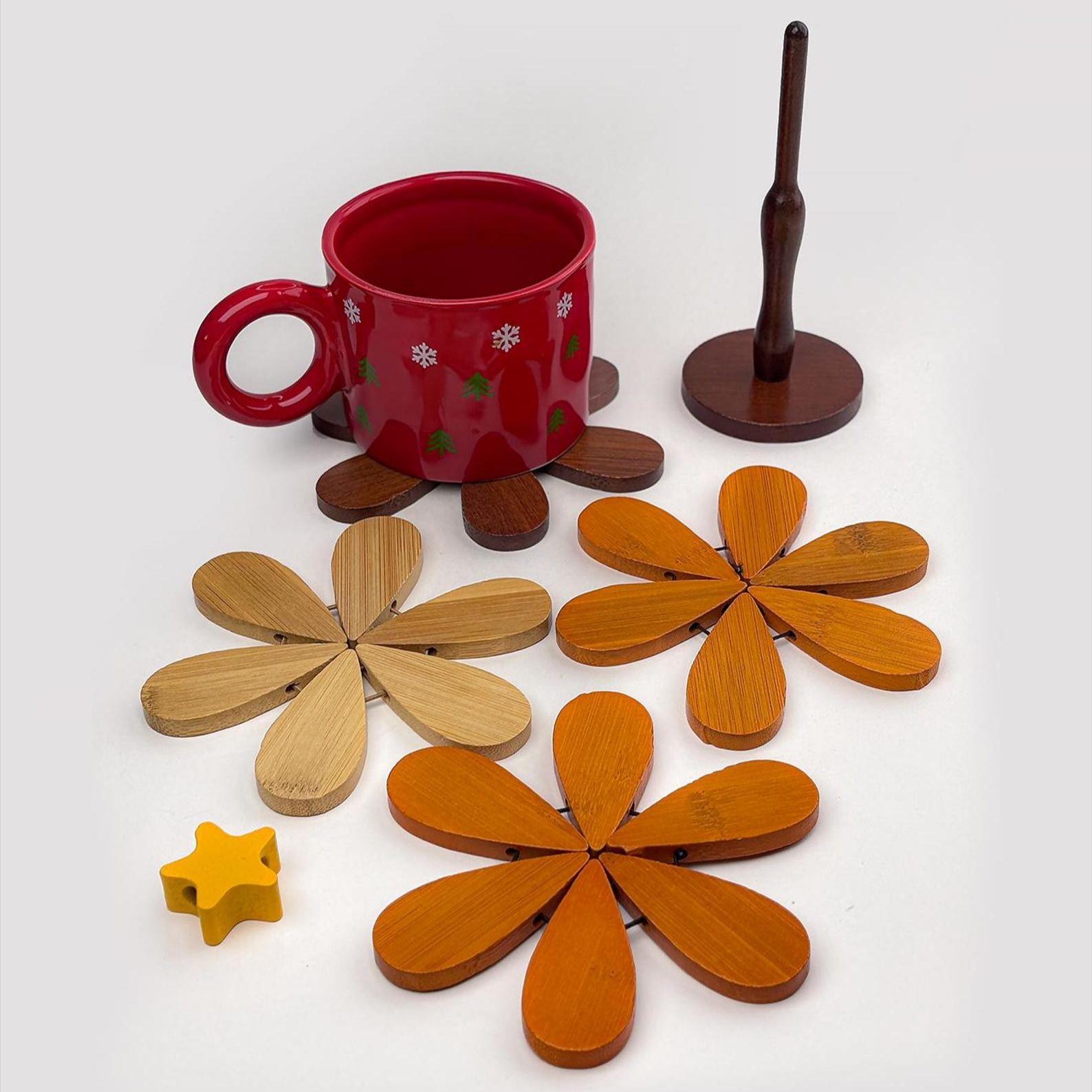 Wooden Christmas Tree Trivet Set