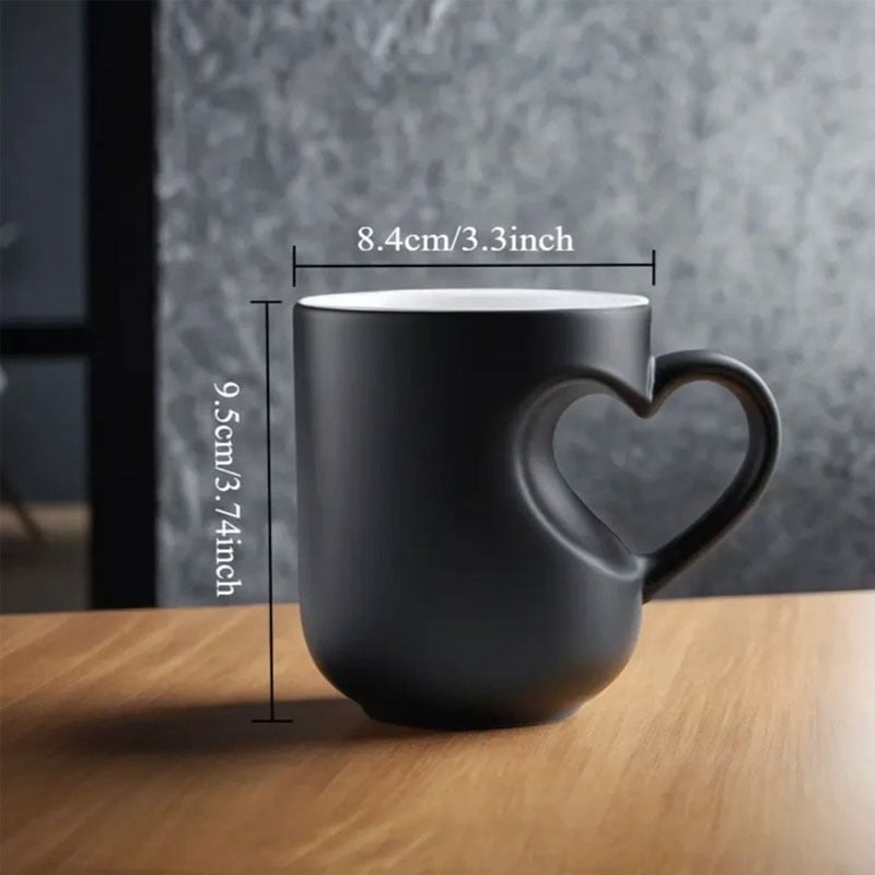 Colour-changing Ceramic Mug with Heart-shaped Handle