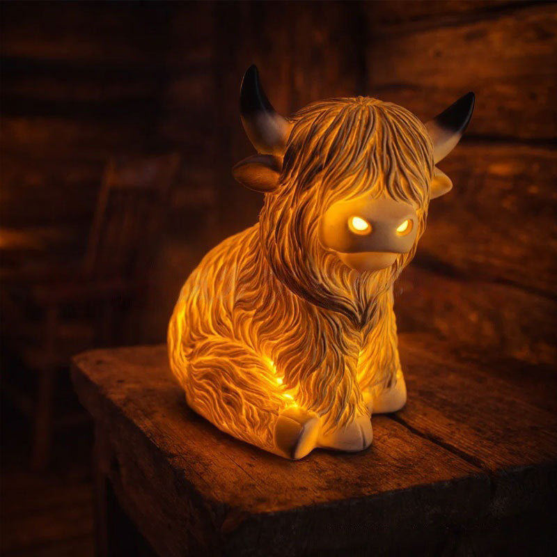🐮 The Cozy Highland Glow: Highland Cattle Lamp